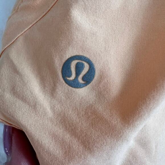 Lululemon Track That High-Rise Lined Short 3" Size 12 Summer Glow NWOT - Picture 5 of 5